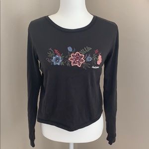 Hollister Embroidered Gray Flower Tee